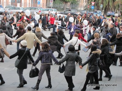 MESSINA – “Se non ora quando?”, in mille a Piazza Cairoli per la dignità delle donne