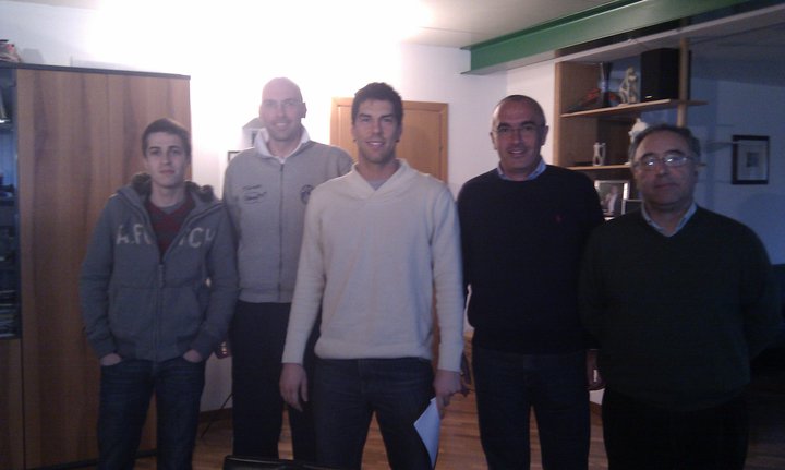 ECCOLE le foto della firma del contratto di Gionata Zampolli,