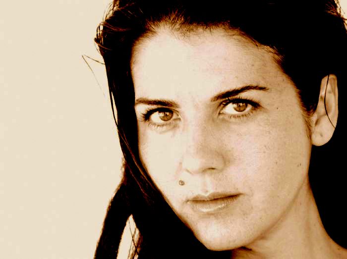 ANTONELLA NIERI A BROLO con “Frida dei dolori”
