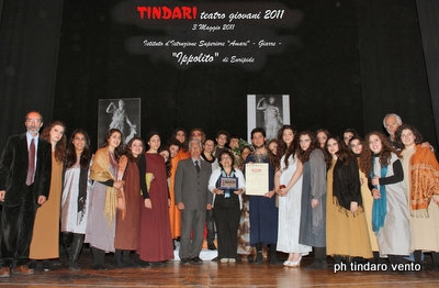 TINDARI TEATRO GIOVANI – in sistituto, fedra, massimo finistrella, cena l’Istituto Istruzione Superiore “Amari” di Giarre (CT)