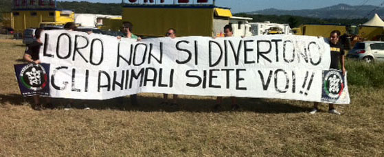 ANIMALI – Blitz di Casapound contro il Circo