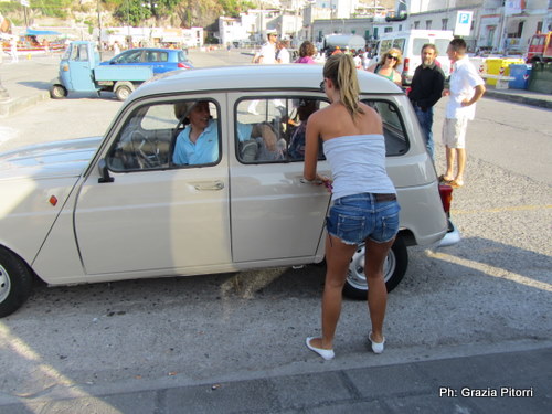 LIPARI – Estate Vip, Costanza Caracciolo
