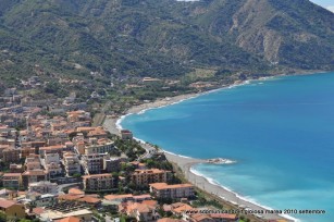 VANDALI ALLA FESTA –  Il SEL Nebrodi commenta i fatti di Gioiosa Marea