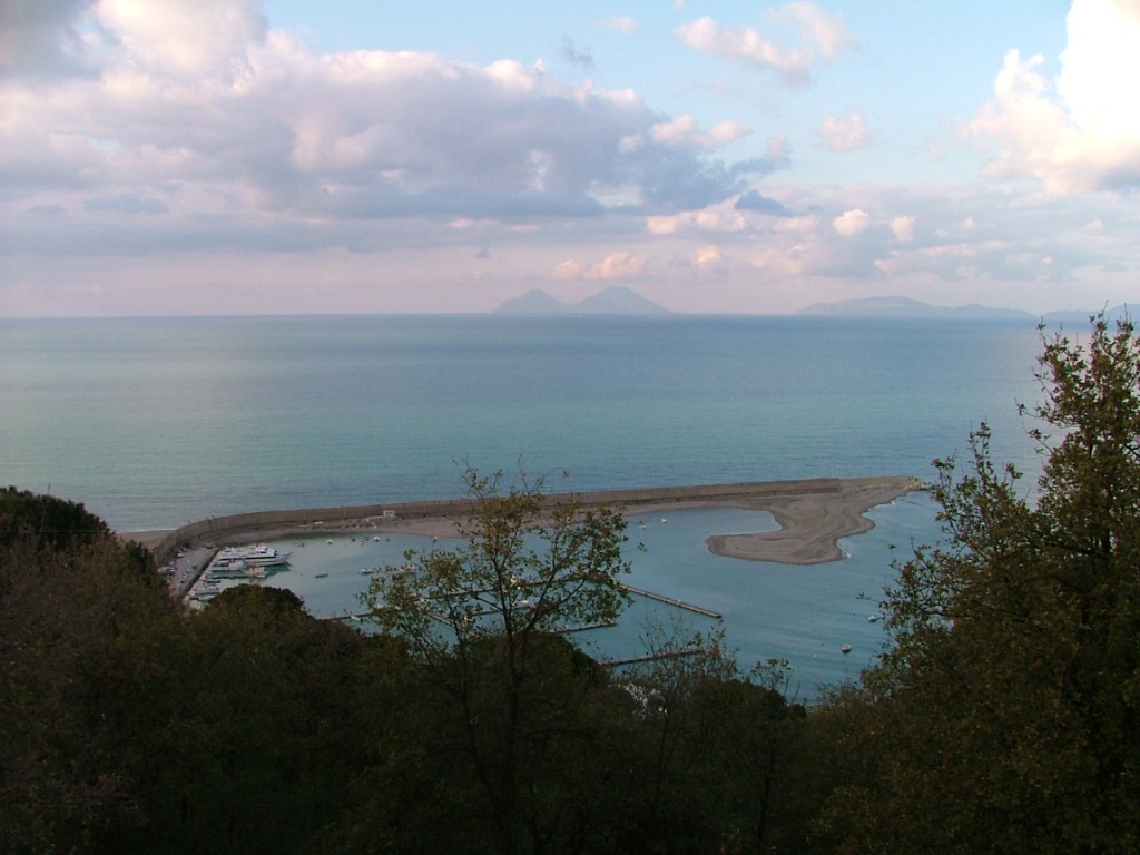 Capo d’Orlando – Il nome del porto divide. Proposta di referendum?