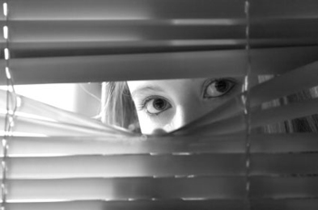 LO STALKING: CONOSCERLO E DIFENDERSI