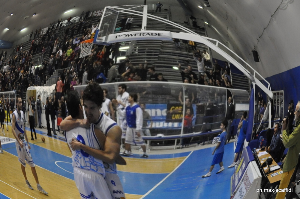 BASKET – L’Upea al fotofinish sul Recanati. Le foto