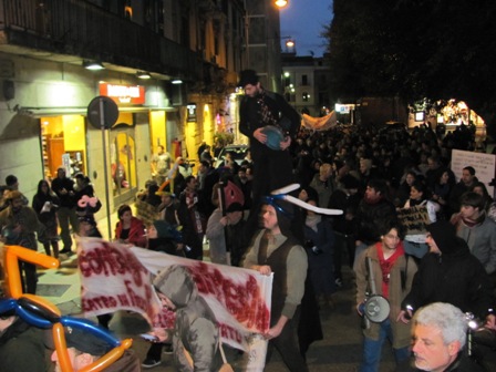 Messina – “OccupyWaterfront”: corteo in difesa dei beni comuni