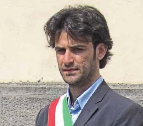 Brolo – Anche Raffaele Vitale, sindaco anticamorra di Parete, per ricordare e celebrare Peppino Impastato.