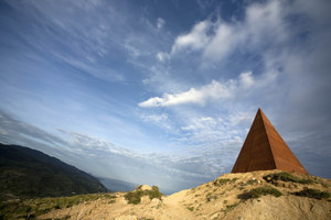 RITO DELLA LUCE –  ALLA PIRAMIDE 38° PARALLELO, INIZIA LA QUARTA EDIZIONE