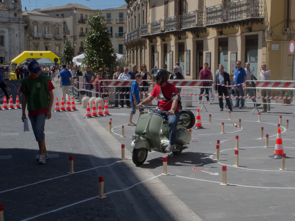 CALTANISSETTA – 8 tappa Coppa Italia Gimkana Vespa 2013