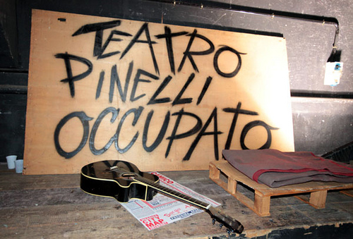MESSINA – In scena Ovidio al Teatro Pinelli occupato