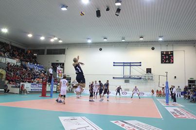 VOLLEY – La Sieco osa e vince
