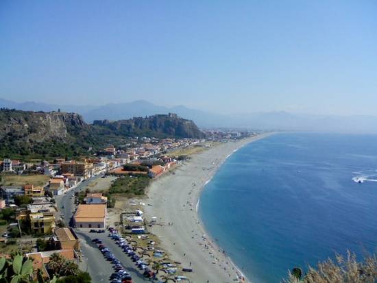 MILAZZO – Sfruttamento della prostituzione, sequestrati due appartamenti
