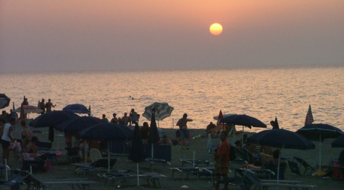 brolo_tramonto_sulla_spiaggia