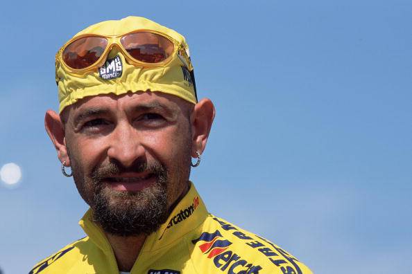 IL PIRATA – Il 13 gennaio avrebbe compiuto 47 anni, il ricordo di Marco Pantani è ancora vivo nel cuore di tutti gli appassionati, non solo di ciclismo