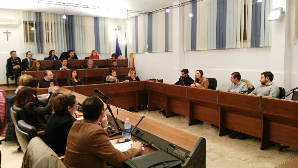 DISSESTO A BROLO – Nella notte il voto