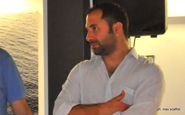 Alessio Micale – Dove e quando firmare a sostegno del disegno di legge sulla integrazione al reddito per le famiglia sotto la soglia di povertà assoluta