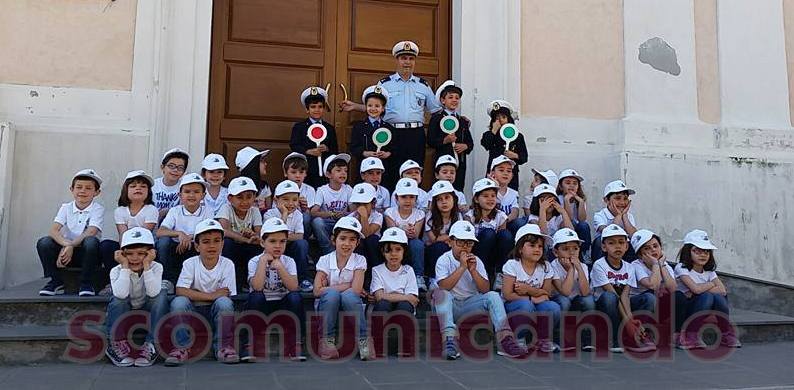 EDUCAZIONE STRADALE – I “ragazzini” a scuola dai Vigili