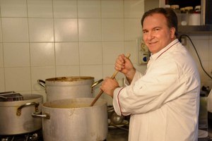 NOVARA – Lo chef e le miss contro la SLA