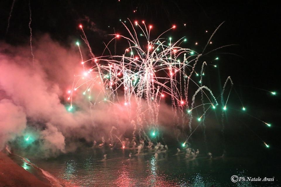 “Sold Out” – A Capo d’Orlando per la Festa patronale e  Theater