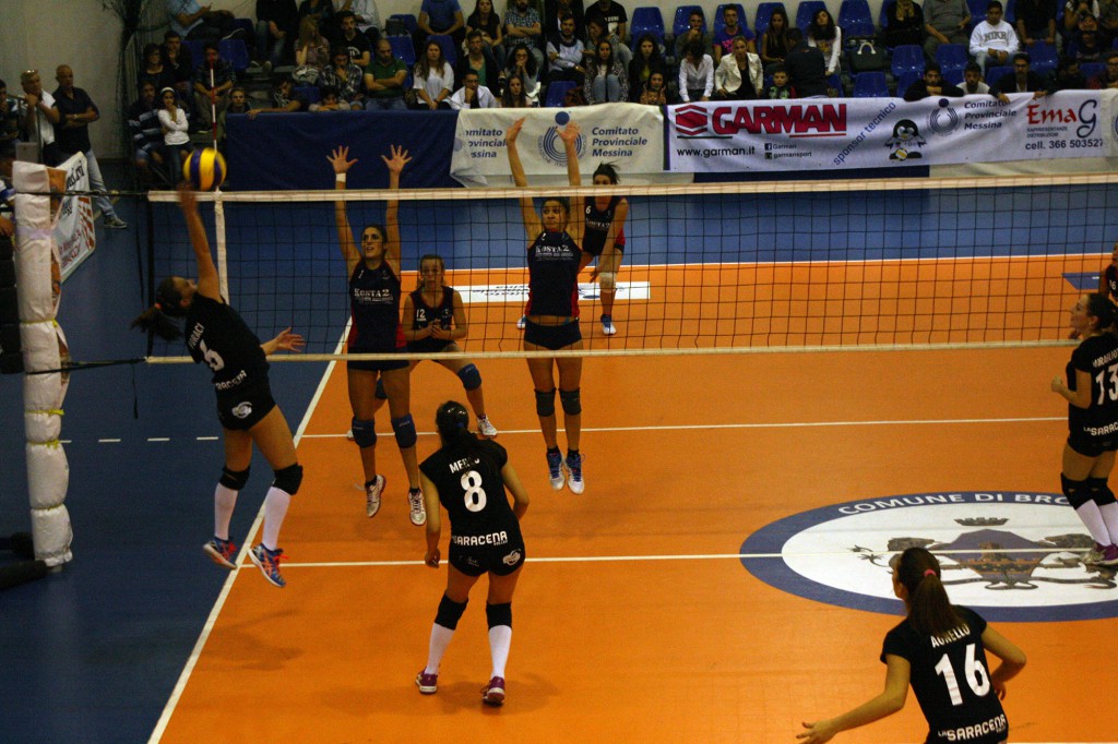 VOLLEY FEMMINILE – La “All Work” Saracena Volley ritrova il sorriso