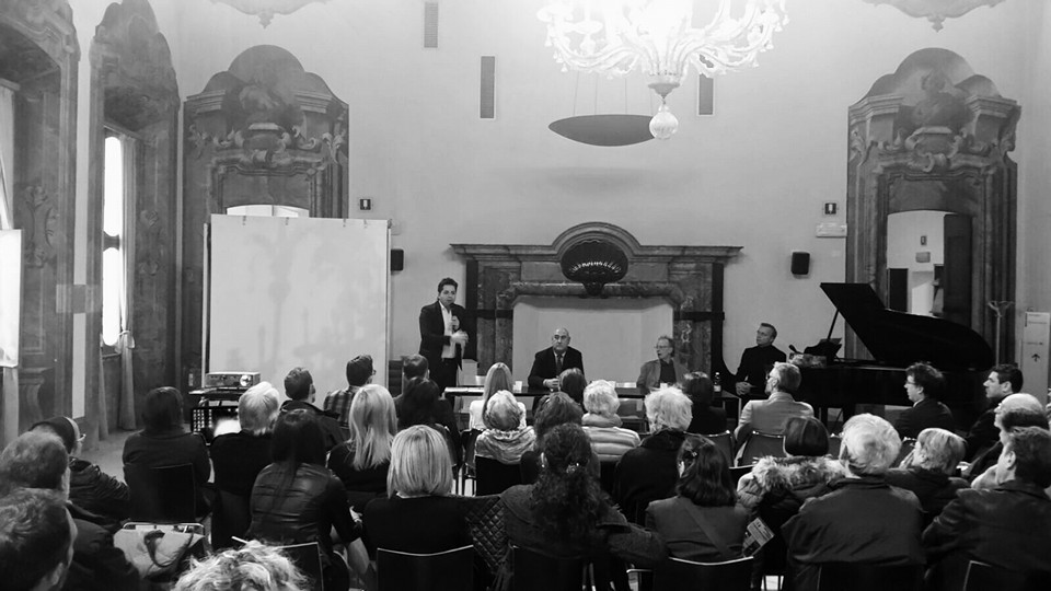 BOOKCITY 2015 – La positiva esperienza di Luciano Armeli Iapichino e Nino Armenio
