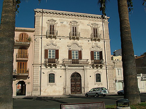 MILAZZO – Esposizione di pittori messinesi a Palazzo D’Amico dal 4 al 20 dicembre