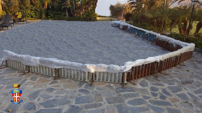 MESSINA – Sequestrati 222 mortai di innesto e 80 kg di polvere da sparo, denunciata una persona