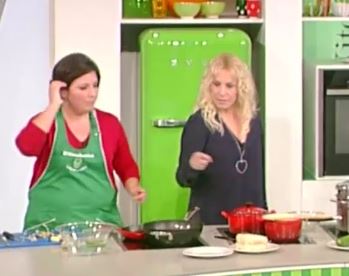 Elisabetta Gembillo a “la Prova del Cuoco” – E racconta il mito dell’Odissea a Brolo tra noodles e sapori mediterranei