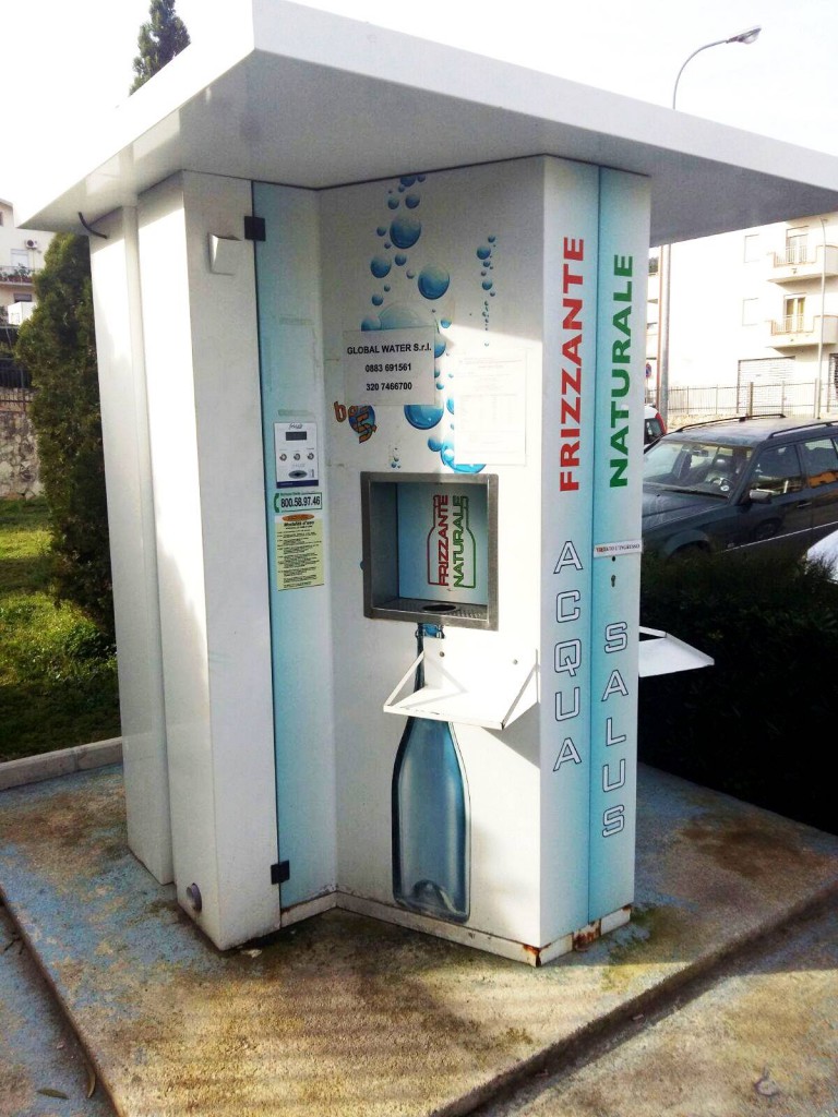 Brolo – Riaprirà a breve la fontanella di acqua leggera