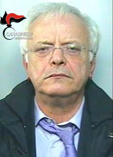 REGGIO CALABRIA – Direttore ufficio postale: abuso d’ufficio e violenza sessuale