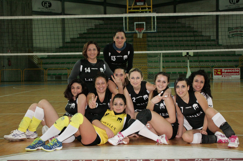 VOLLEY – La Saracena Lavalux si conferma prima forza del campionato