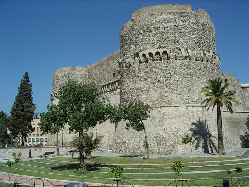 REGGIO CALABRIA – Incanto al Castello, nuovi eventi organizzati dalla Cooperativa sociale Turismo per Tutti
