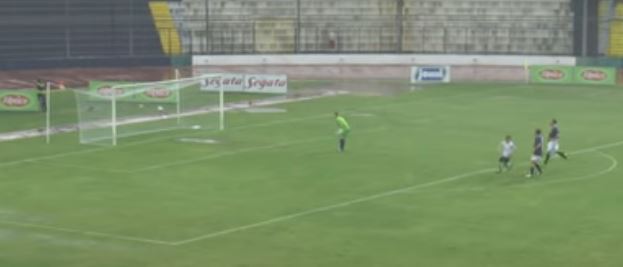 Reti da Incorniciare – Quella di Ingrassia il portiere del Due Torri che infilza la Cavese