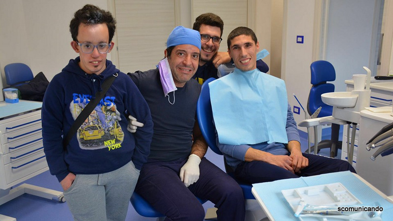 DARIO GUARNERA – L’Odontoiatra amico dei Ragazzi della “Rosa Blu” di Brolo
