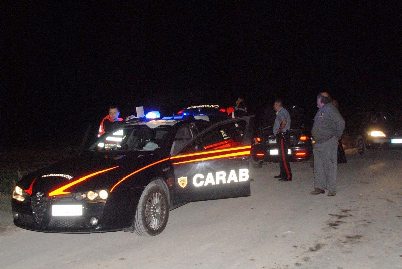 MONTEBELLO JONICO – SIGILLI AD AZIENDA AGRICOLA: 4 DENUNCIATI