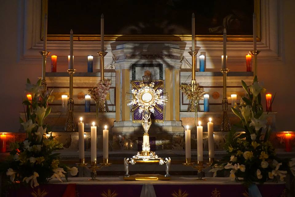 Brolo – “24 ore per il Signore”. L’Adorazione Eucaristica nella Chiesa di Brolo