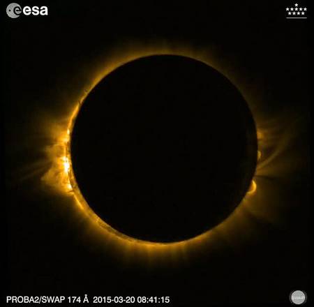 EVENTI – Mercoledì eclissi totale di Sole con la ‘super luna nera’