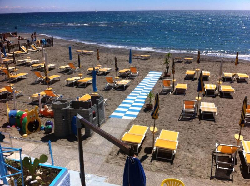 POLLINA – Pubblicato il bando per la gestione dei servizi dello Stabilimento balneare del lido comunale di Marina di Finale