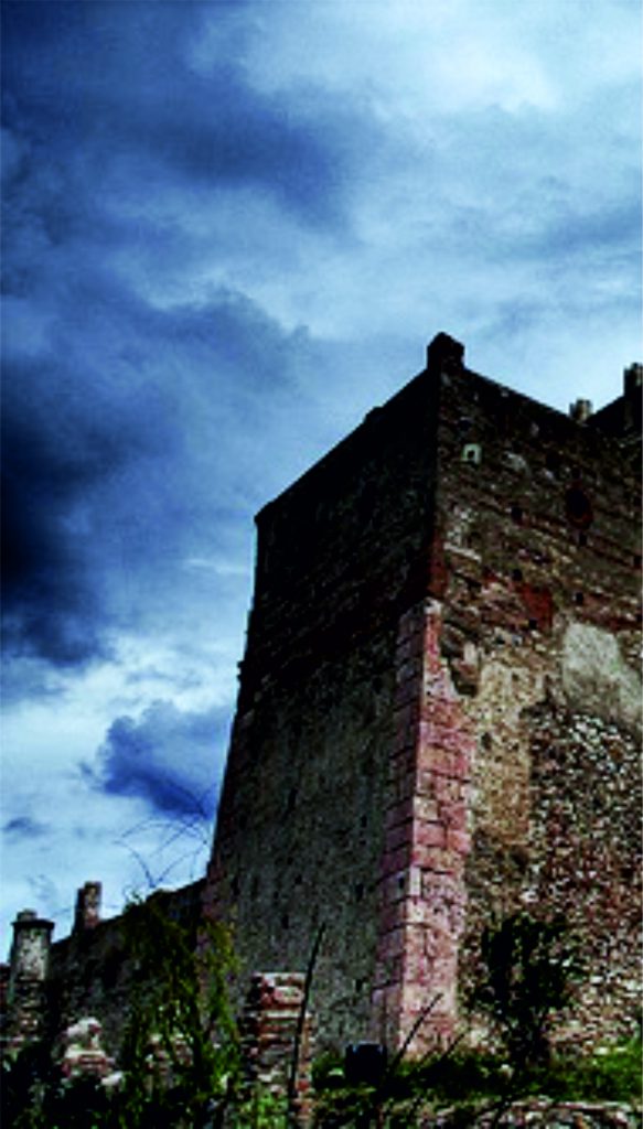 CASTELLO IN ARIA – Al castello di Bauso “Le menzogne dei padri”