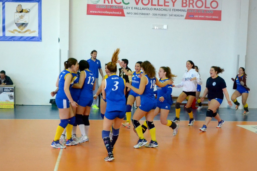 VOLLEY FEMMINILE – L’Orlandina Volley espugna Brolo e consolida il primato