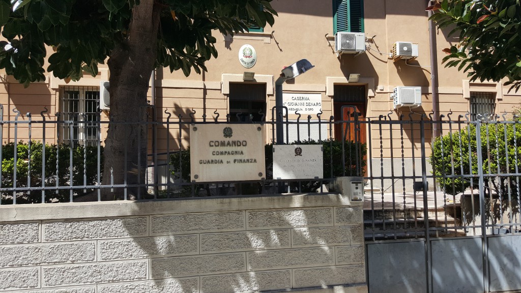 MILAZZO – Custodia cautelare nei confronti di pregiudicato barcellonese per ricettazione e truffa