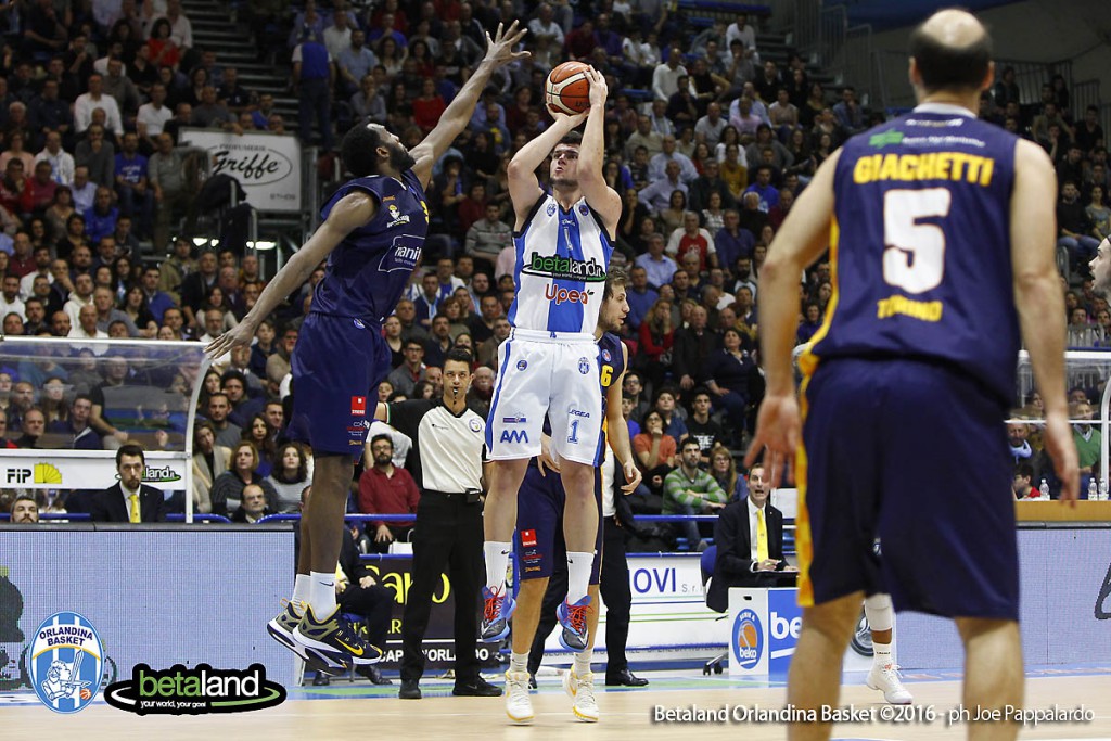 BETALAND – Stojanovic out