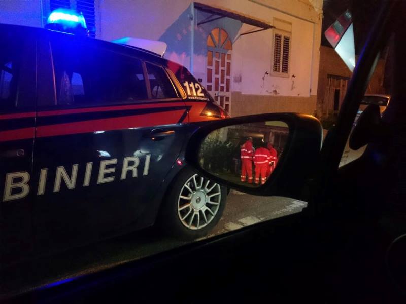 TRAGICO SUICIDIO – Minorenne si toglie la vita