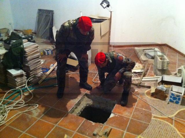 CARABINIERI – Scoperto bunker della ‘ndrangheta