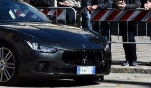 LA CABALE DEL TREDICI – Partendo da un funerale eccellente