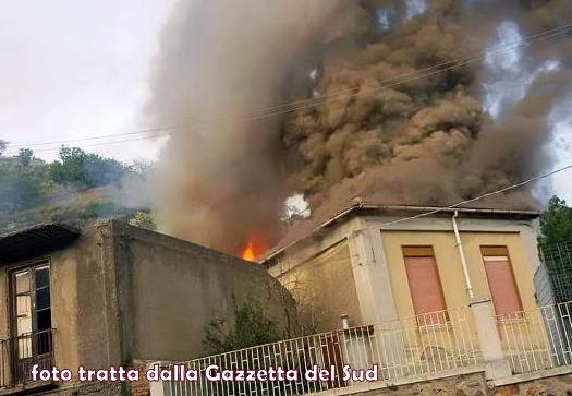BRAVATE – E la scuola va in fiamme