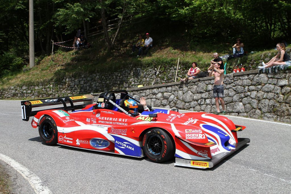RALLY – CST Sport con tre portacolori alla sﬁda europea di Ascoli