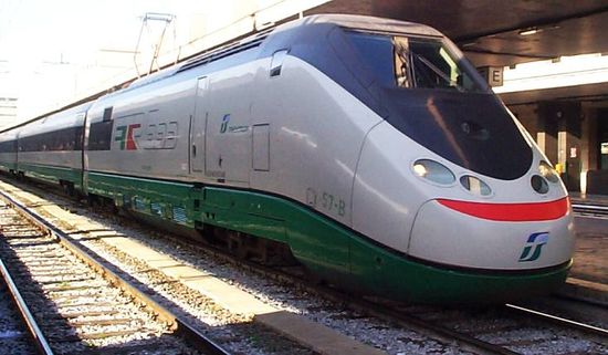 MILAZZO – Protesta dei pendolari per una soppressione delle F.S.