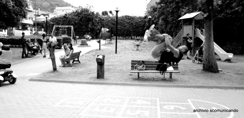 PARKOUR & DISABILITA’ – Una bella storia. Un esempio di come si possa, nonostante i propri limiti, andare oltre ciò che gli altri immaginano per noi